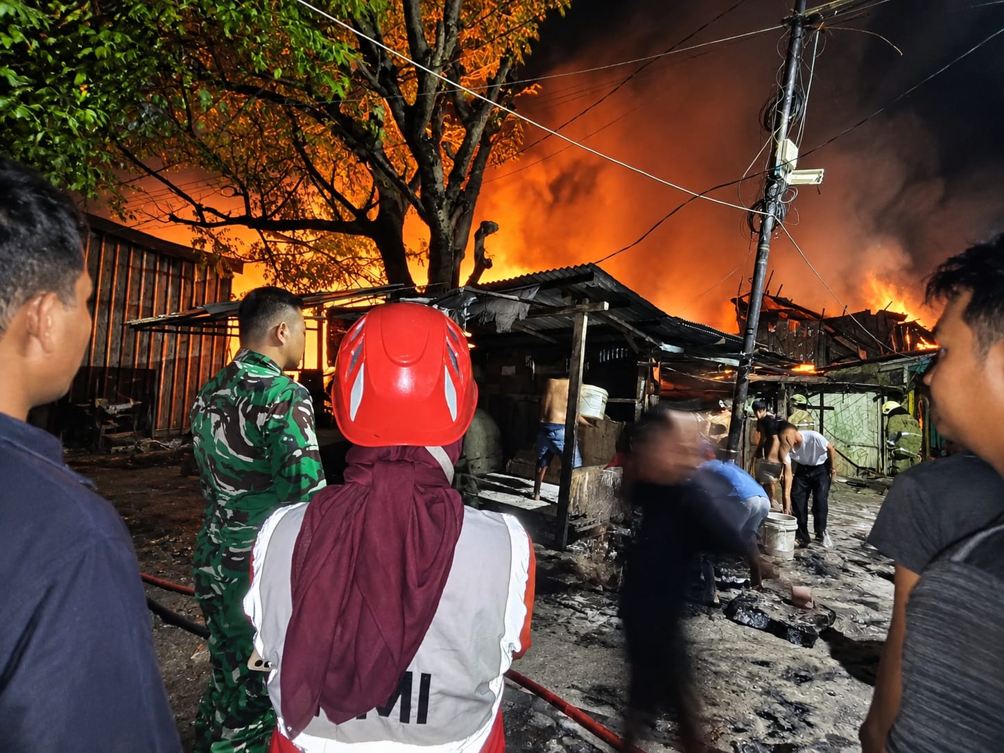 Kebakaran di Pegadungan Kalideres, Lima Bangunan Mengalami Kerusakan Berat